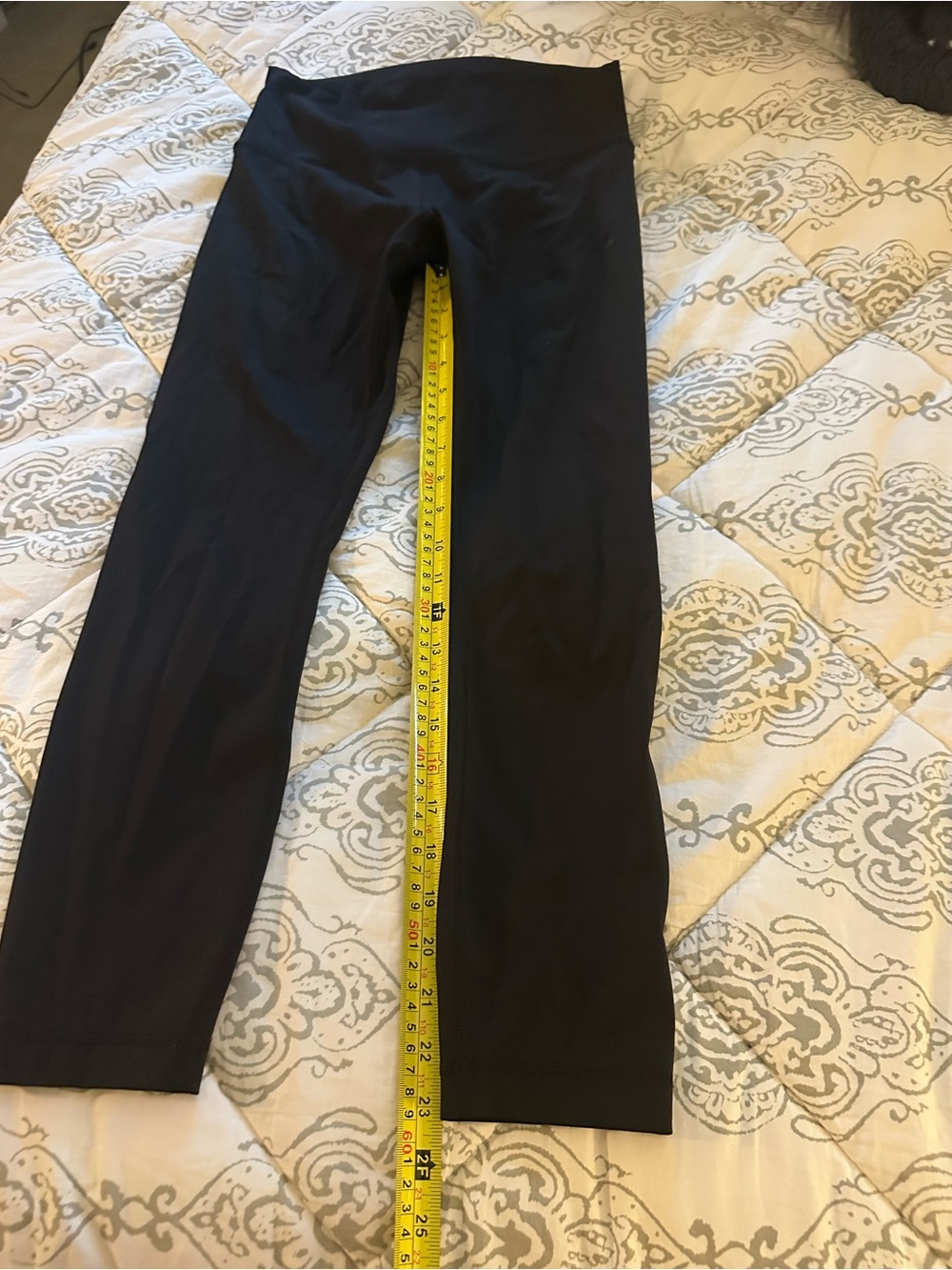 LULULEMON Black Cropped Leggings | Size 8 - Picture 3 of 7
